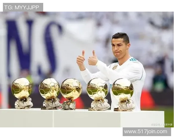 《深入解读足球先生荣誉背后的传奇球星成长历程与非凡成就》 《深入解读足球先生荣誉背后的传奇球星成长历程与非凡成就》